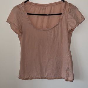 Urban Outfitters Women’s Small Tshirt